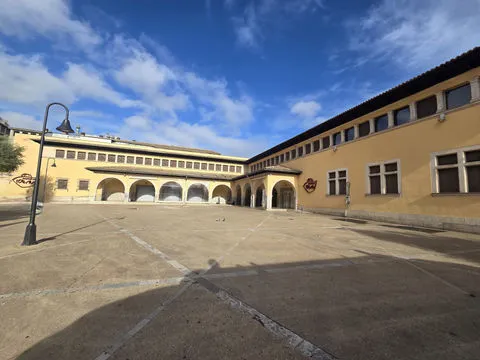 Profitable premises for sale in Plaza de l'Olivar — photo 3