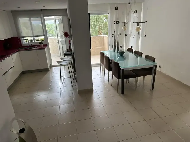 Aquí tienes una descripción atractiva y completa del piso: — photo 8