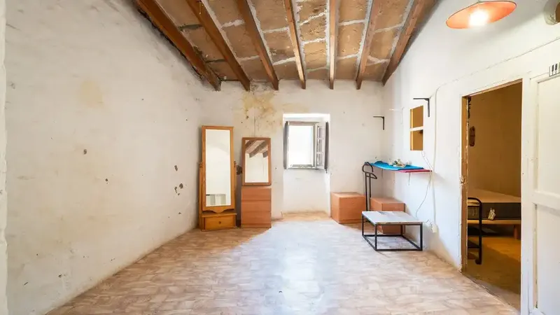 Located in the picturesque setting of Algaida, Mallorca, this property from 1890 represents a unique opportunity for those seeking a project — photo 7