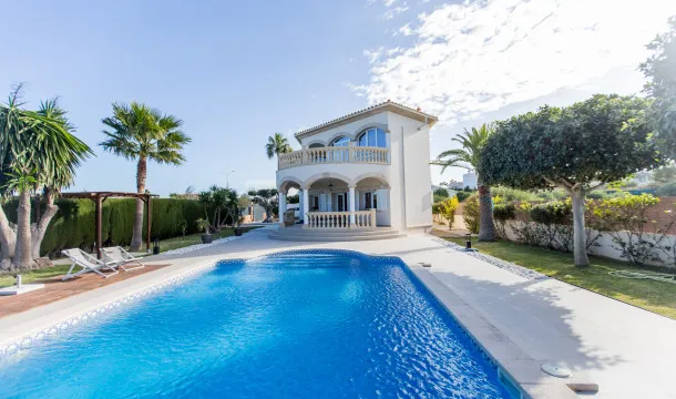 Mediterranean-style villa very close to the sea in Sa Torre — photo 6