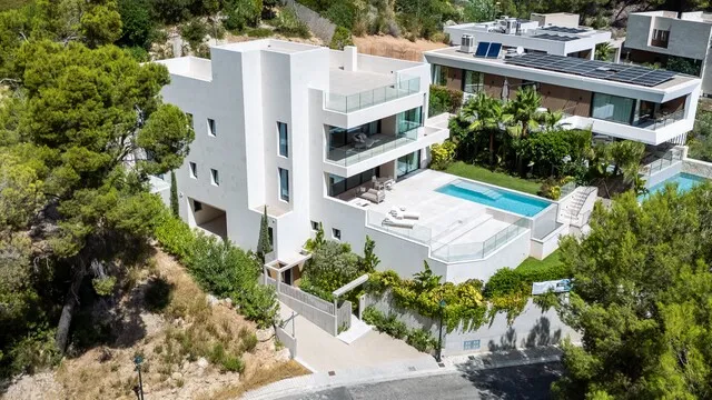 Elegant Modern Mediterranean Villa in Upper Son Vida, Mallorca — photo 2