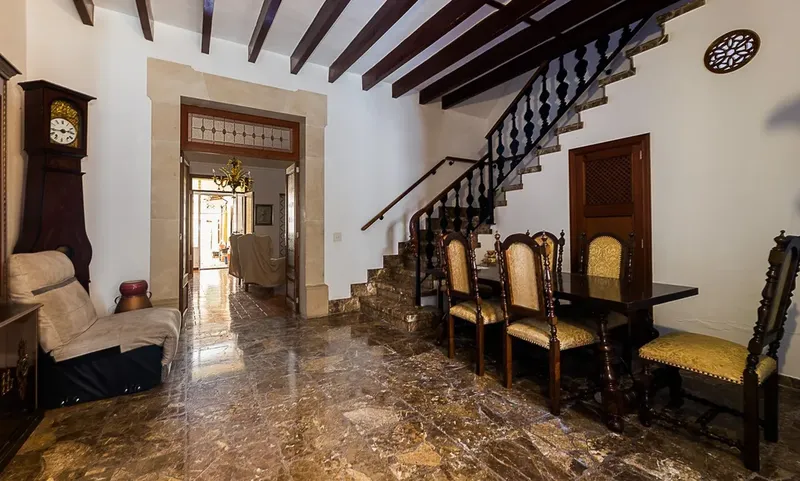 Gran casa de pueblo con patio — photo 3