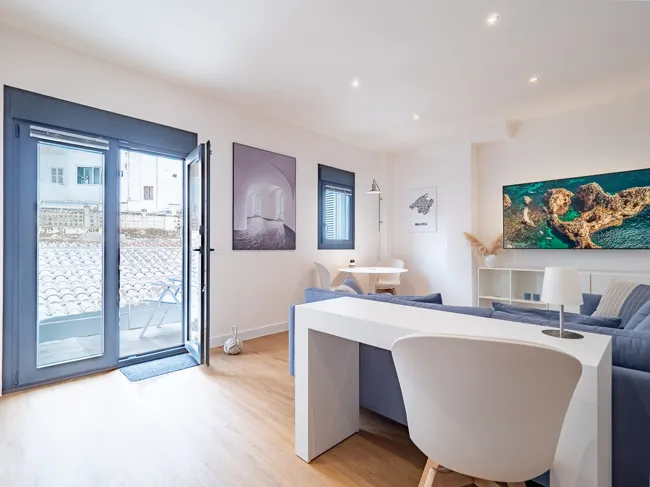 Two Modern Penthouses - To Be Enjoyed Separately or Combined into One Unique Home — photo 9