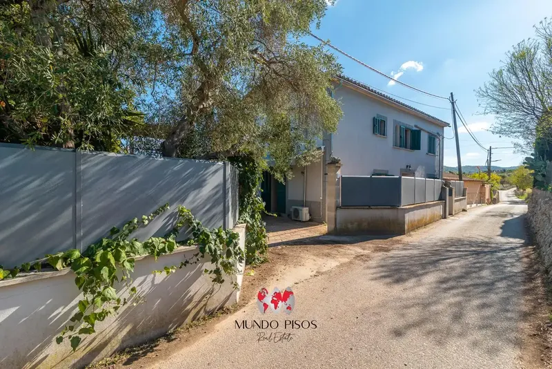 Semi-detached chalet ideal for families, with large terrace and open views in Establiments! Palma de Mallorca, Balearic Islands. — photo 3