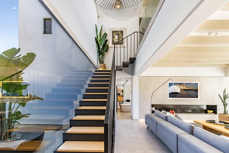 Modern villa in Andratx with 3 bedrooms, pool and large underground garage for sale — photo 2