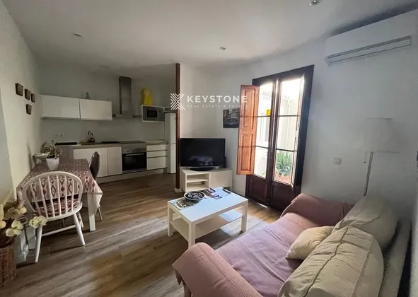 Flat / apartment in Paseo de Dante, Pere Garau, Palma de Mallorca — photo 1