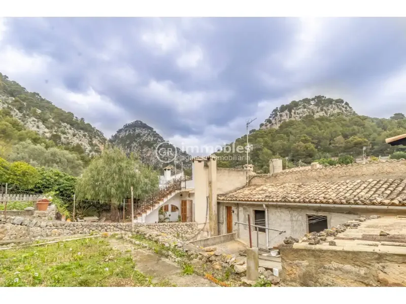 Charming house with large garden for sale in the municipality of Caimari — photo 2