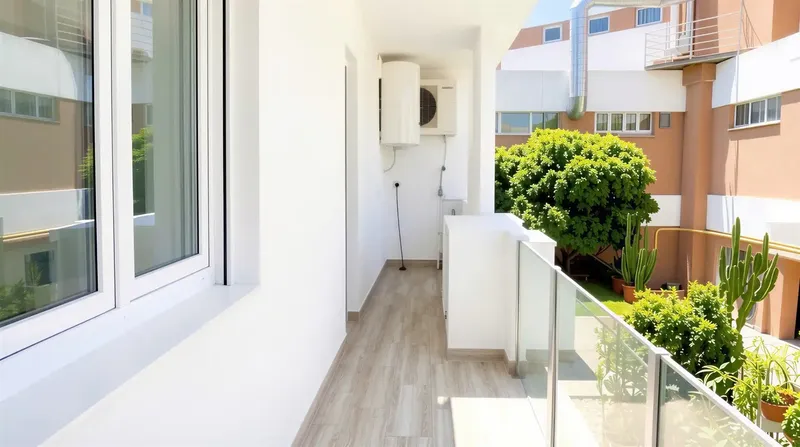Welcome to your new home in Las Maravillas, one of the most coveted residential areas of Playa de Palma. Just a few minutes' walk from — photo 12