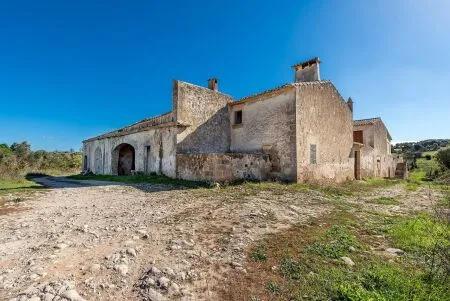 Rustic property - Algaida, built surface 1900 m2, plot surface 540000 m2, 1 bathroom — photo 9