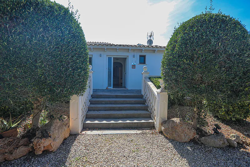Modern finca with swimming pool and beautiful garden in Llucmajor — photo 2