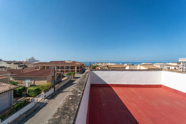 Seasonal rental chalet in Sa Ràpita with sea views — photo 2