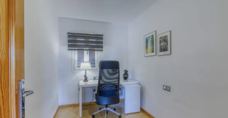 Portals Nous - 2 Bedroom Apartment With Sea Views — photo 8