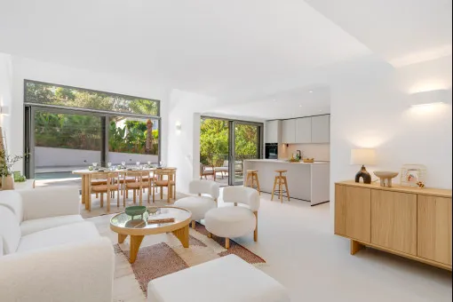 Santa Ponsa, high-quality renovated villa with sought-after holiday rental license in Nova Santa Ponsa — photo 1