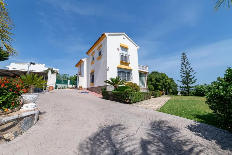 House - Alhaurín de la Torre (El Romeral-Peñón de Zapata) — photo 11