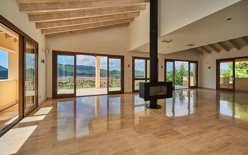 Imposing villa with vacation rental license and views over the valley, as well as the golf course of Canyamel — photo 6