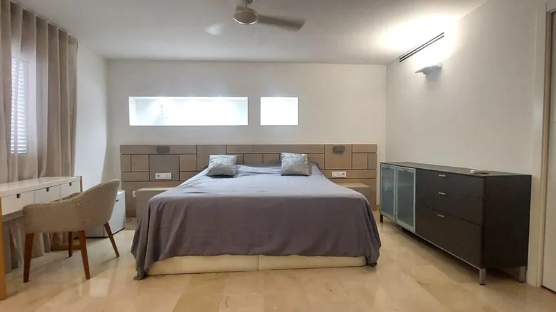 Spacious apartment with sea views in Palma city – for sale — photo 10