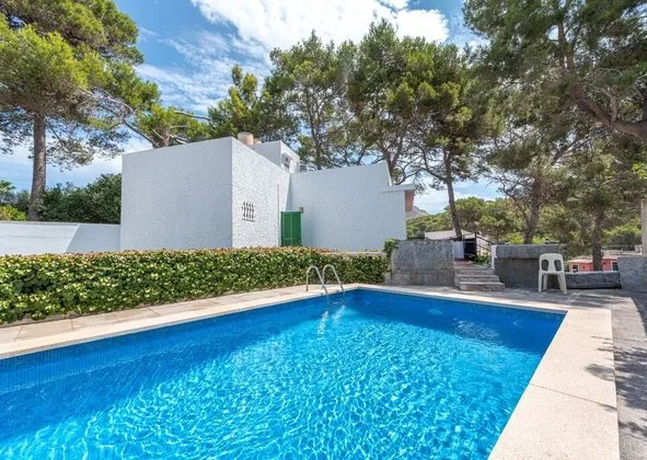 Detached house in Cala Sant Vicenç, Pollença — photo 1