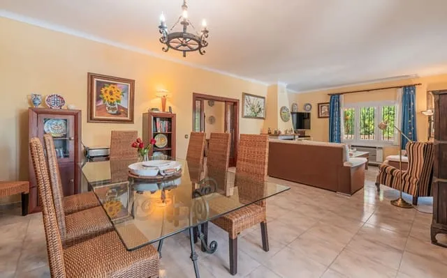 Villa for sale in Santa Ponsa, Calvià, Mallorca — photo 1