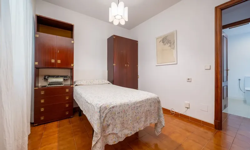 Three-bedroom apartment in El Fortí — photo 8