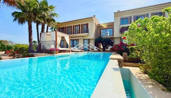 Luxury Villa in Palma — photo 1