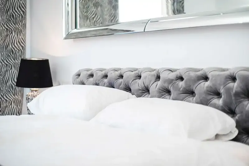 Spectacular luxury penthouse completely renovated on the 11th floor with 2 entrances and its own staff apartment directly on the — photo 8
