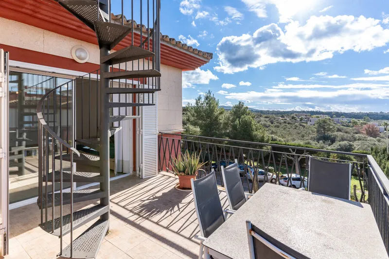 Magnificent Penthouse with Amazing Views and Spacious Terraces in Son Gual near Palma — photo 1