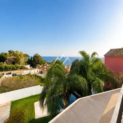 Apartment with sea views and pool in Cala Major — photo 1