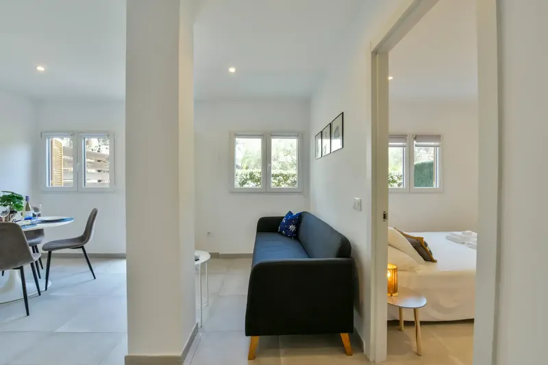 Discover this cozy apartment in one of the best areas of Paguera, ideal for a temporary stay in Mallorca — photo 8