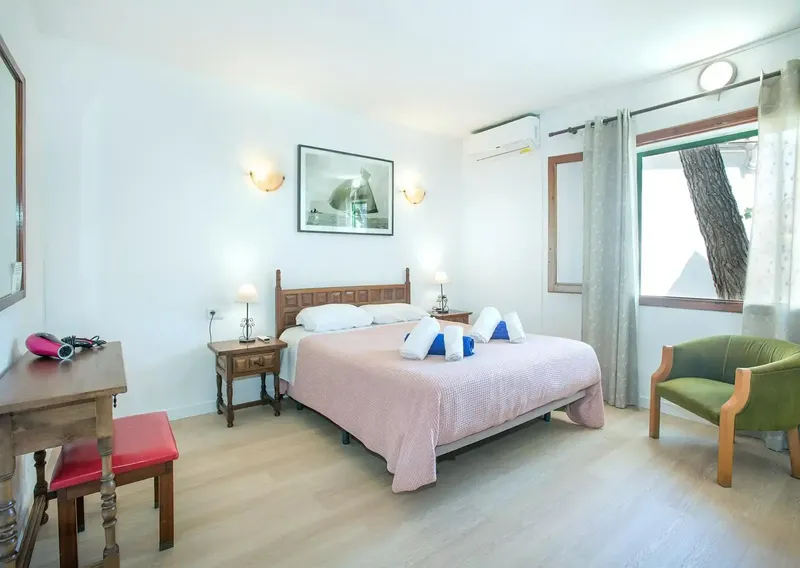 Unique Opportunity! Chalet with holiday license, garden and pool in Cala San Vicente – Pollença — photo 5
