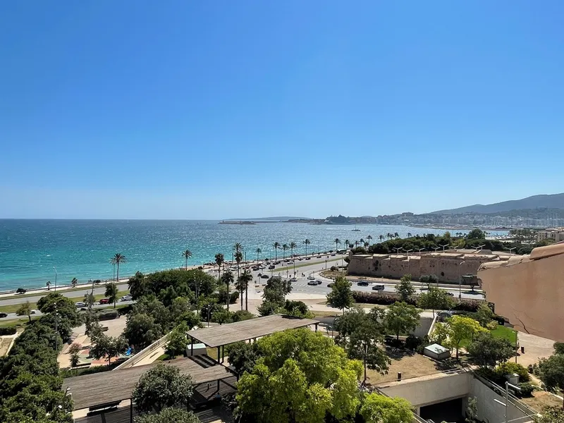 Penthouse with terrace and spectacular sea view, located in Portixol, 4 bedrooms, terraces, parking, Palma — photo 1