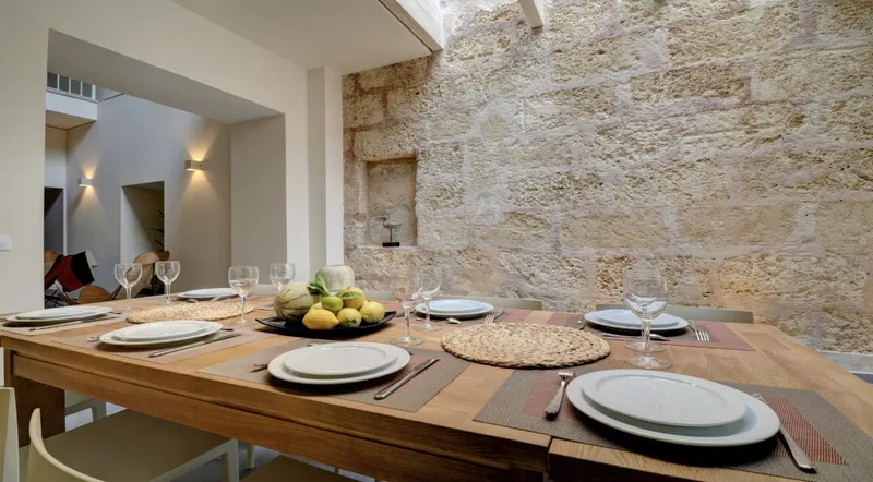 Elegant Townhouse with Pool in the Heart of Pollensa Old Town, with Rental License — photo 10