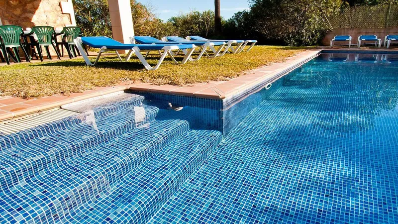 Finca with swimming pool — photo 4