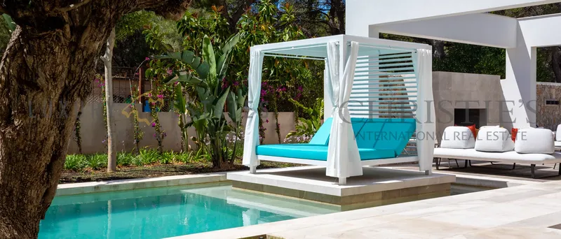 Modern newly built villa in Santa Ponsa near the harbor and beach — photo 7