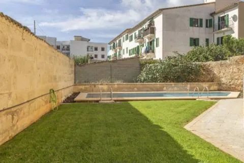 Apartment — photo 1