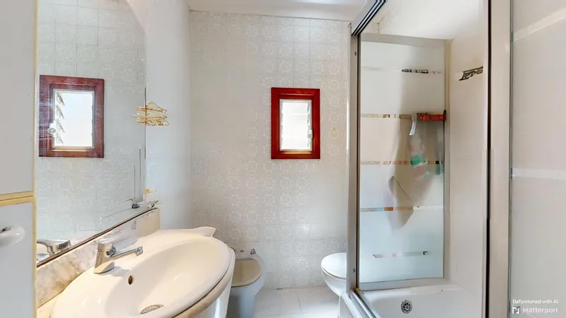 Bright three-bedroom apartment with study in the coveted Plaza Patines area — photo 8