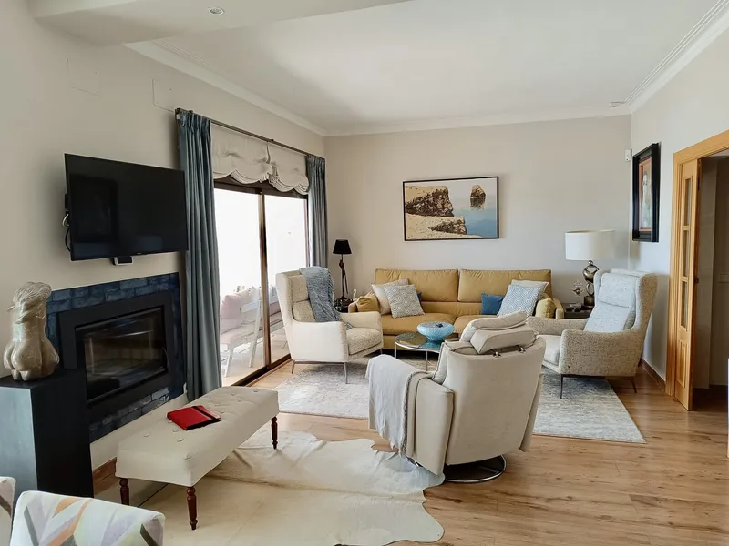 Sea view penthouse in Cas Catala with direct beach access — photo 7
