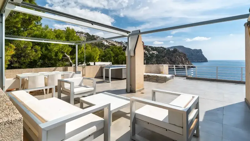 Excellent duplex penthouse distributed over 2 floors with 4 bedrooms and 3 bathrooms — photo 7