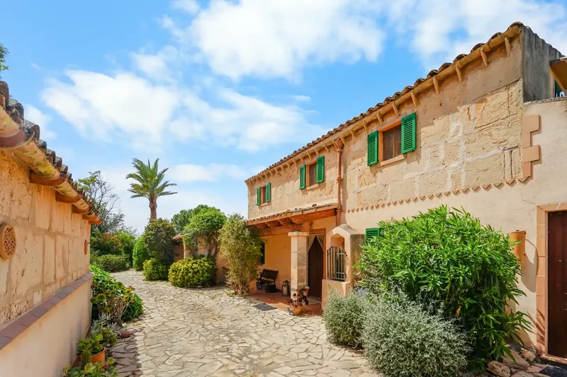 This very special finca, formerly German-owned, combines privacy with good accessibility: it is located in an absolutely — photo 2