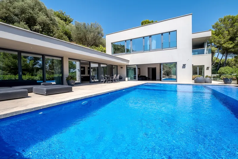 Spectacular Newly Built Villa with Pool and Holiday Licence in Son Vida — photo 1