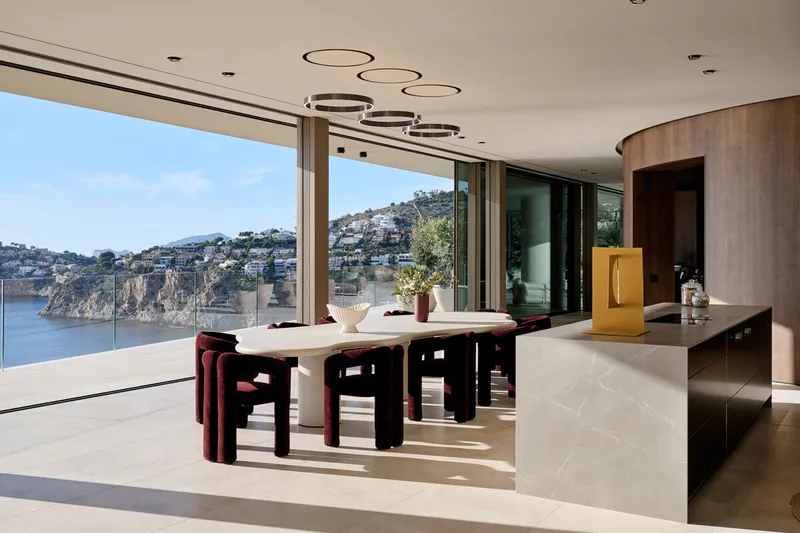 Outstanding Newly Built Villa Above the Harbor of Puerto de Andratx with Incomparable Sea Views — photo 10