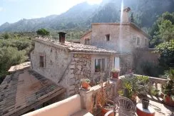 Finca in Fornalutx with unbeatable views of the Soller Valley — photo 1
