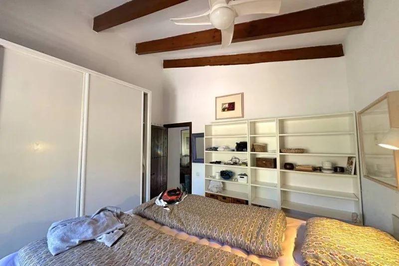 Exceptional artist’s finca by David Zisman with mountain views — photo 10
