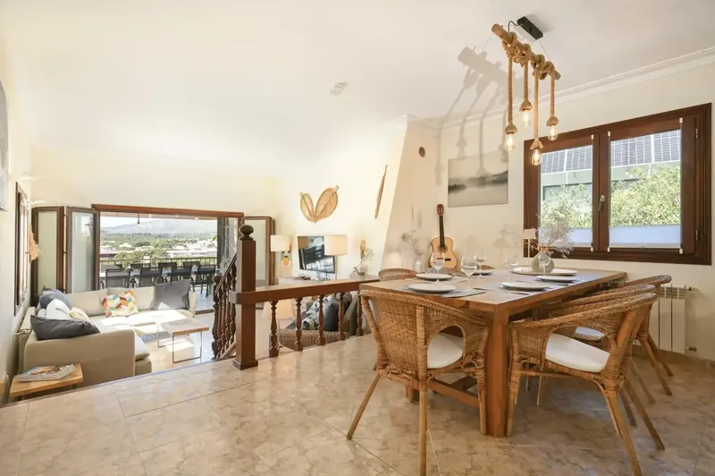 This magnificent luxury residence in Mallorca, located in Cala Ratjada, offers a privileged position in an exclusive residential area — photo 5
