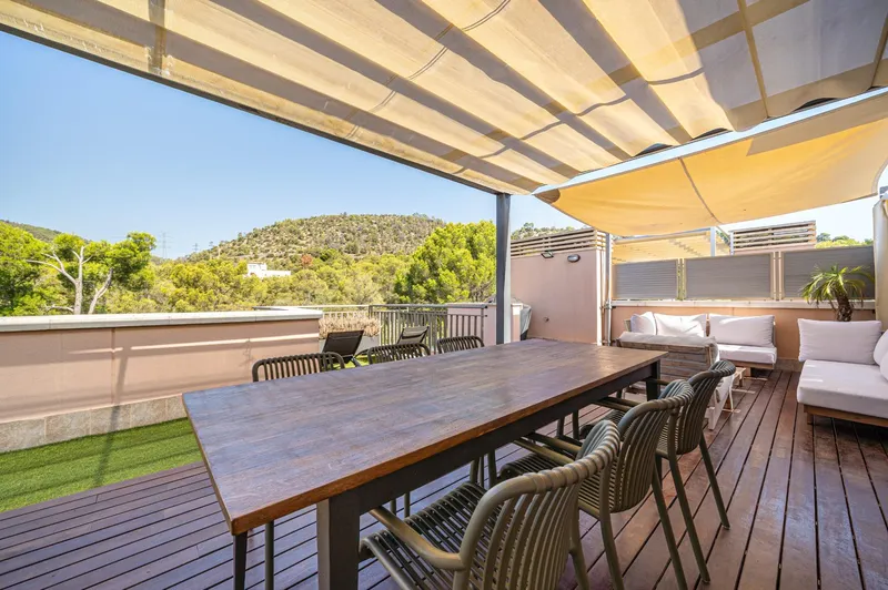 Penthouse with large private terrace and pool next to the Son Vida golf courses — photo 1