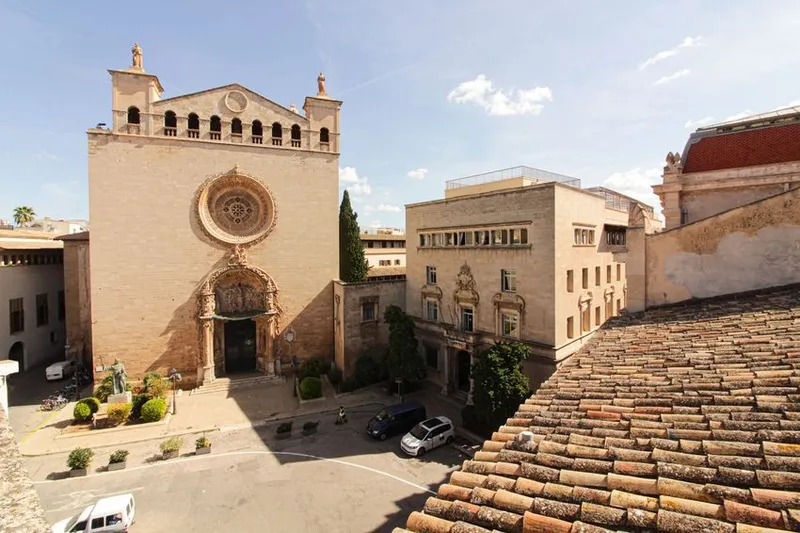 Flat / apartment for sale in Monti-Sión — photo 1