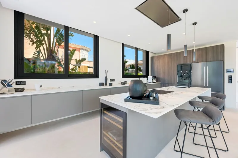 Modern sea view villa in 2nd line - Port Adriano / El... — photo 9