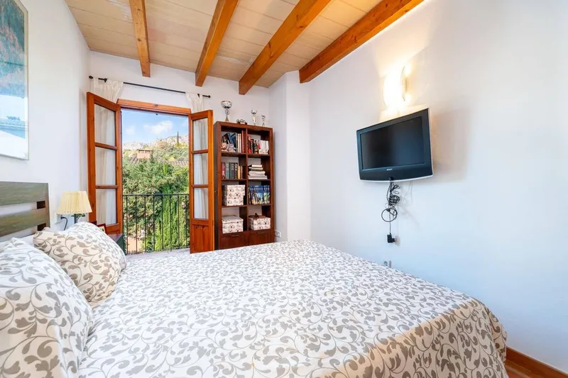 Luxury home in Puigpunyent, Province of Balearic Islands — photo 11