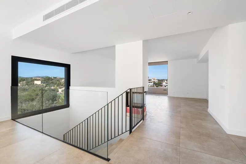 Exclusive new-build villa with pool in the immediate vicinity of the Portopetro harbor — photo 7