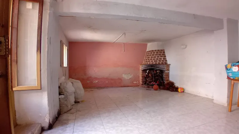 Village house to renovate — photo 9