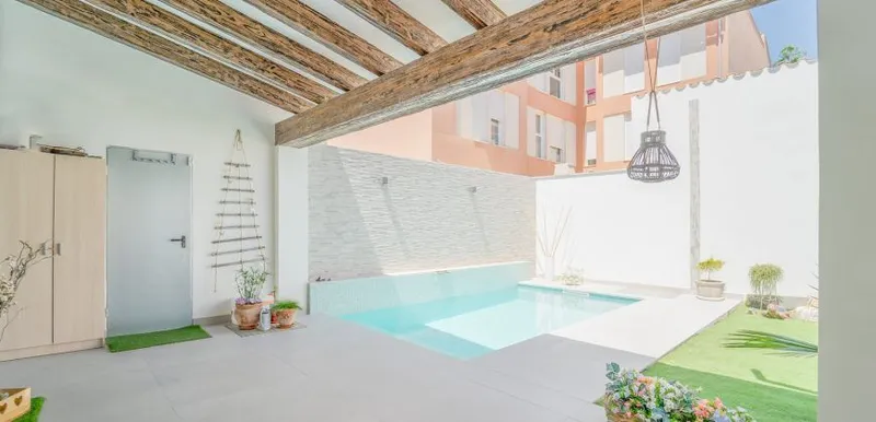 Village house with pool in Campos — 240 m², 5 bedrooms, two independent floors — photo 3